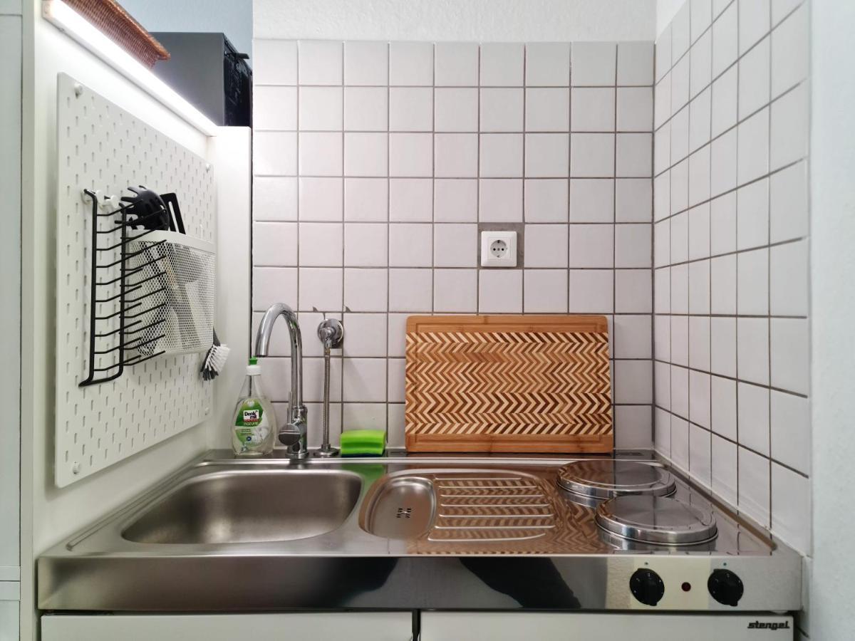 Schoene Ferienwohnung Im Zentrum Mit Self Check-In Und Free Wifi Essen Exterior photo